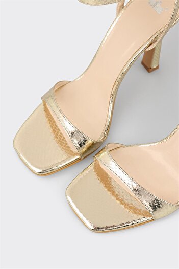 Elle Shoes Gold Kadın Topuklu Sandalet