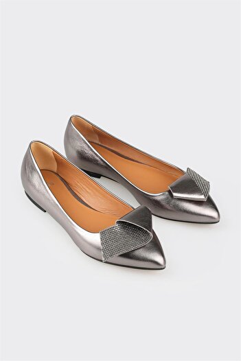 Elle Shoes Platinum Leather Women's Casual Shoes