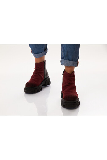 Vanilla Days Andorra Boots in Two Colors Red