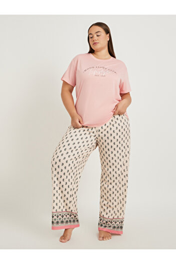 Styli Slogan Print Dropped Shoulder T-Shirt and All-Over Print Pyjama Set