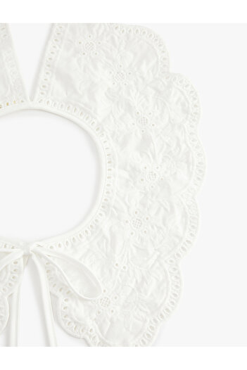 Koton Lace-Up Embroidered Scallop Detachable Collar