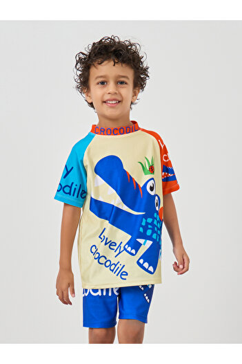Styli Boys Graphic Print Raglan Sleeve T-Shirt and Shorts Swimsuit