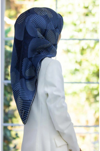 Vissona Tivil Silk Scarf 51931-0033-0031 Navy Blue Mixed Pattern