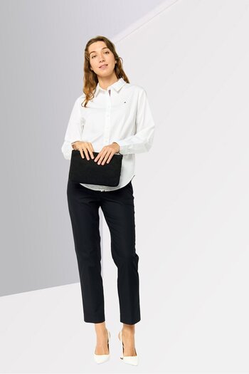 Gant Women Regular Fit Solid Stretchable Straight Pants, Black
