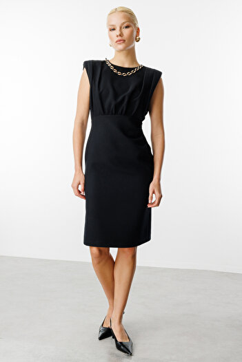 Ekol Midi Length Dress with Chain Accessories on the Collar