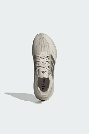 adidas Ultraboost 5
