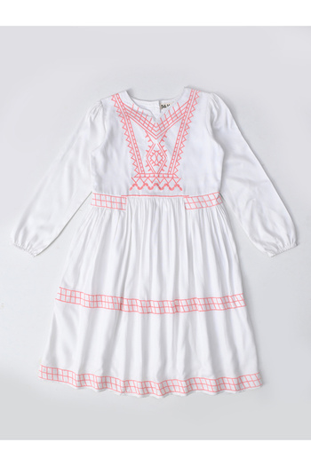Bella Moda By Styli Embroidered Notch Neck Knee-Length Dress