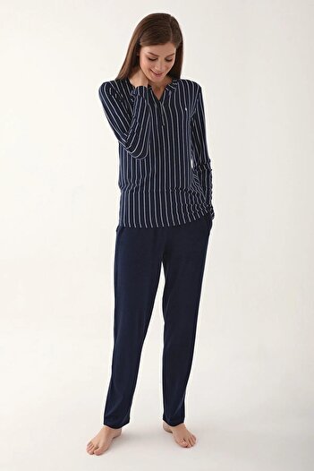 Pierre Cardin Women's Navy Blue Striped Pajama Set, Plus Size Women's Pajama Set