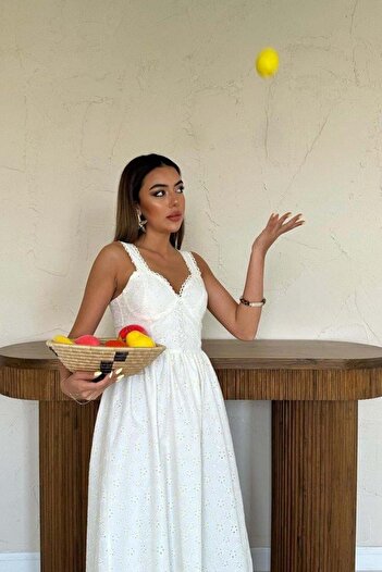Genel Markalar Ekru Dantel Detaylı Askılı Elbise