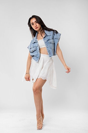 Bak Moda Lace Detailed Cross Cut White Skirt