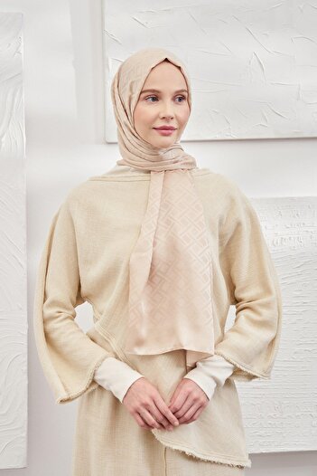 ARMANDA Italian Jacquard Geometric Pattern Shawl - Beige