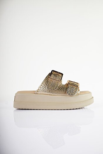 SU SHOE BOUTIQUE NO85 Altın Hakiki Deri Çift Tokalı Dolgu Topuklu Terlik