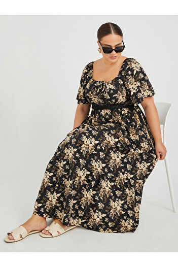 Styli Plus Size Printed Lace Detail A-Line Maxi Dress