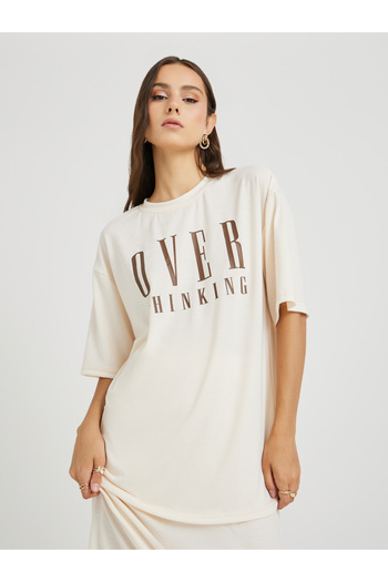 Styli Slogan Print Round Neck T-Shirt and Midi Skirt Co-Ords