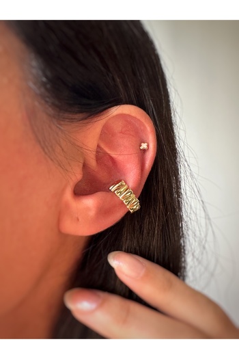ringbox Gold Kendinden Desenli Kıkırdak Küpe Earcuff