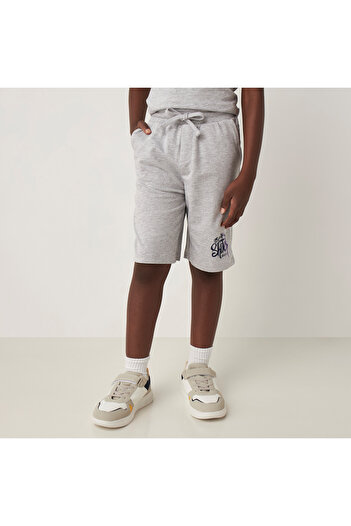 Juniors Typography Print Shorts With Drawstring Closure And Pockets