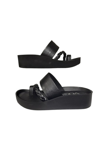 Voga Stylish Flip Flops with Black Knitted Model