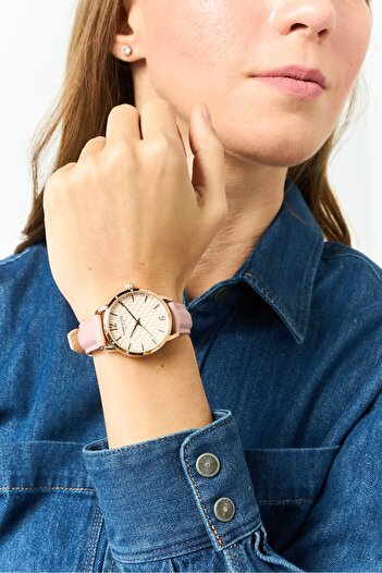 Kenneth Cole Women KCWLA2176402 Analog Leather Strap 34 mm, Pink