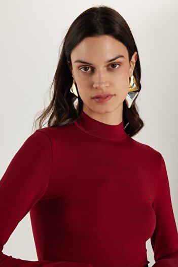 Tudors Women's Regular Fit Classic Cut Viscose Fabric Turtleneck Burgundy Blouse