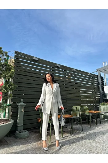 LOBOLIC Women's Stone Detailed Jacket Pants Suit- Bottom Top Set