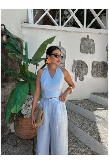 ESRAHELVACI Crop Suit with Tie Detail