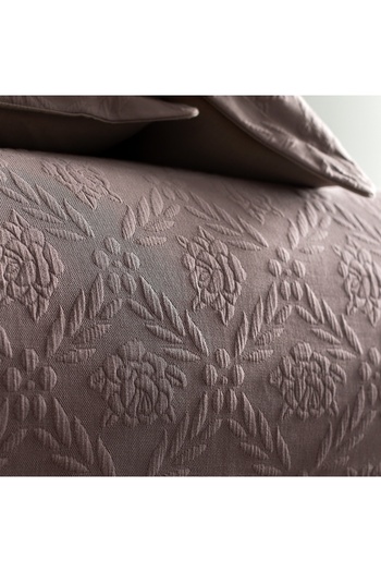 Madame Coco Floralies King Size Tagesdecke – Luxus-Kollektion – Pflaume