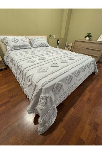 BlueMaison Boutique Chenille Oversized Bedspread Palace Gray