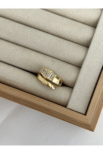 ringbox خاتم ثعبان من الحجر الذهبي