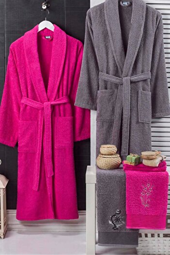 Eponj Home 4-Piece Bathrobe - Embroidered Towel Set Cora Anthracite - Fuchsia