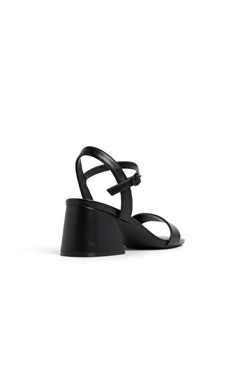 Call it Spring Black L Dress Sandals For Women