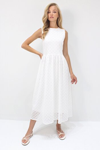 Trend Alaçatı Stili Women's White Hidden Zipper Sleeveless Premium Guipure Dress Alc-X14143