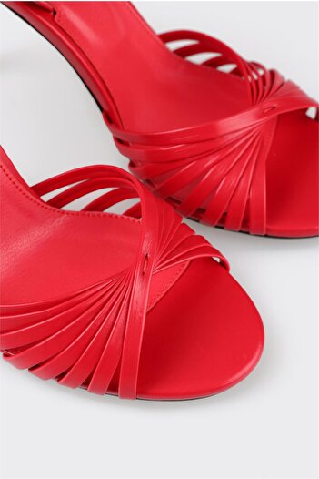 Elle Shoes Kırmızı Kadın Topuklu Sandalet