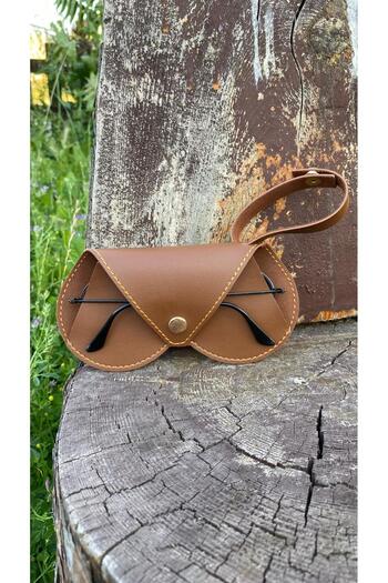 Atölyezümra Hanging Glasses Case Heart Model (Tan)