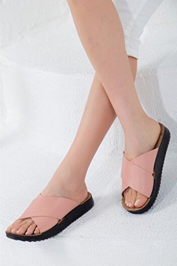 Slipcat Summer House Street Beach Slippers Cross