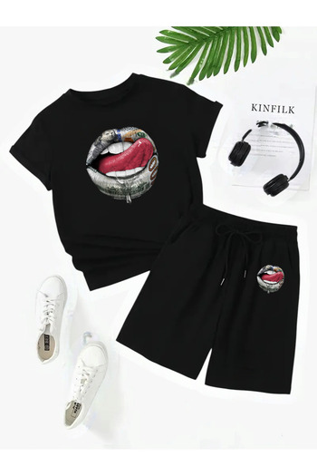 Frisson Unisex Cotton Black Crew Neck Comfortable T-Shirt / Shorts Set "Lip" Printed