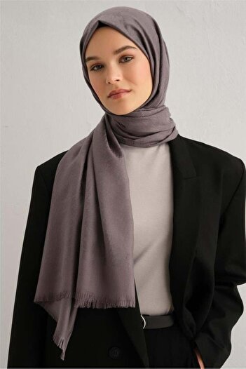 Armine Formal Logo Viscon Shawl 17