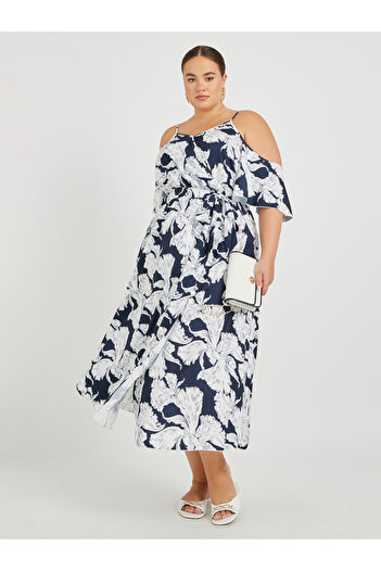 Styli Plus Size Cold Shoulder Floral Print Maxi Dress