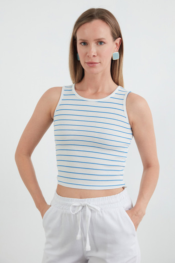 Fulla Moda Body cu guler Halter cu dungi laterale