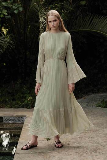 Hooopstore Comfortable Form Sage Dress with Pleat Detail