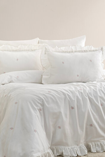 ZEBRACASA Lottie Embroidered Duvet Cover Set