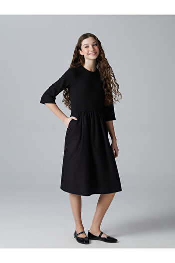 LC Waikiki Crew Neck Young Girl Dress