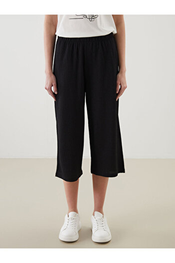 LC Waikiki Timeless Recommendations from Timeless Store |   Textured Women's Capri Pants with Elastic Waistband