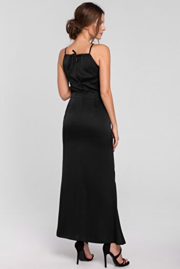 Makover Long dress with a thigh slit
