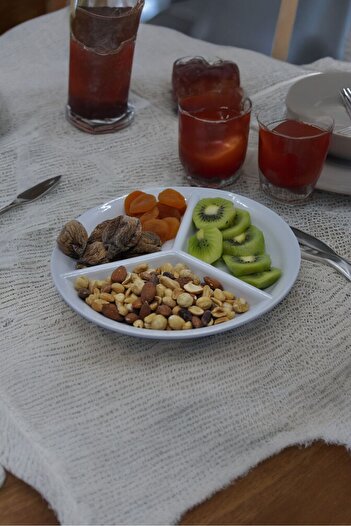 YANPA TİCARET Yanpa /Freya 6 Pieces 3 Compartments 1St Grade Melamine Portion Serving Plate. 6 Pieces Are Shipped