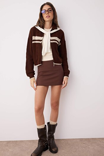 Trendyol Collection Καφέ Crop Color Block Stand-up γιακά Πλεκτά Ζακέτα TWOAW24HI00238
