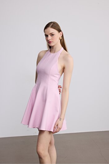 SevdeUgur Halter Yaka Volanlı Pembe Elbise