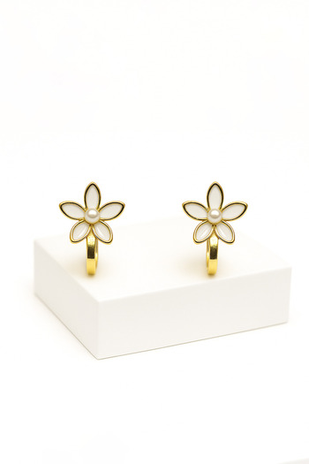 MakeWell Non-Perforated Earrings Ear Clip-On Children's Earrings with Pearl Design for Children Without Holes