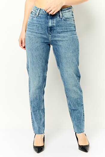 Tommy Hilfiger Women Tapered Fit Washed Stretchable Jeans, Blue