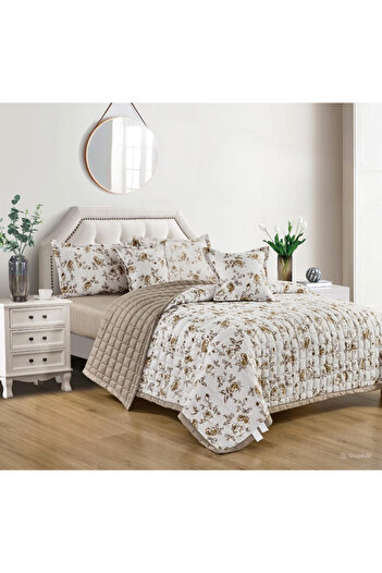 Mark Practical summer double bed duvet set with a printed design, made of the finest microfiber materials.