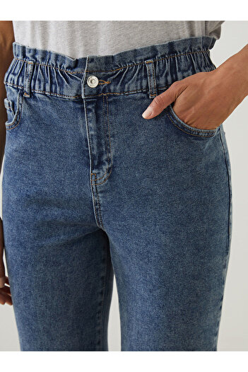 LC Waikiki Beli Lastikli Slim Mom Kadın Jean Pantolon